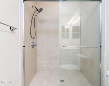 1431 Riverplace Boulevard - Photo Thumbnail 11