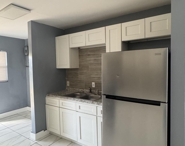 1052 Maynard Street - Photo Thumbnail 1