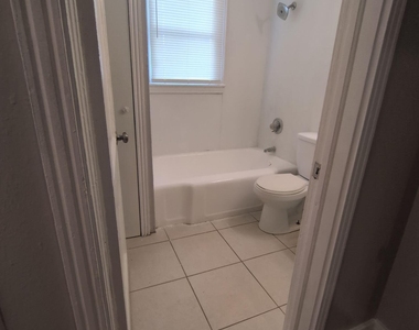 1037 Detroit Street - Photo Thumbnail 5