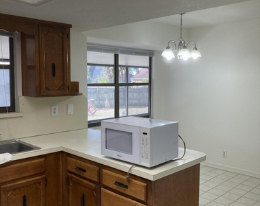 5240 River Park Drive - Photo Thumbnail 5