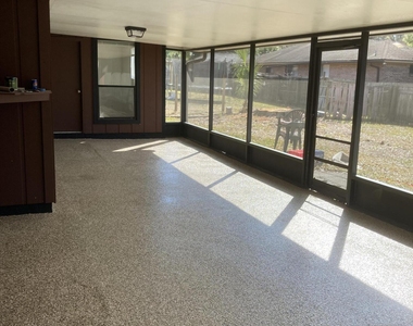 5240 River Park Drive - Photo Thumbnail 14