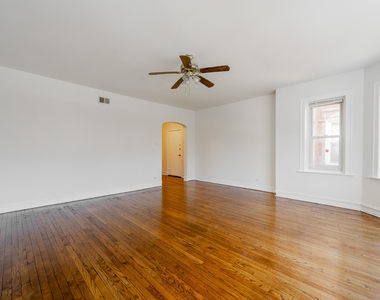 7831 S Kingston Avenue - Photo Thumbnail 3