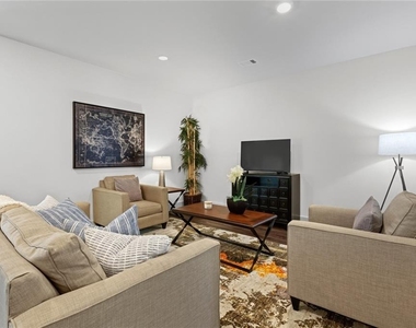 705 Charles Hardy Parkway - Photo Thumbnail 8