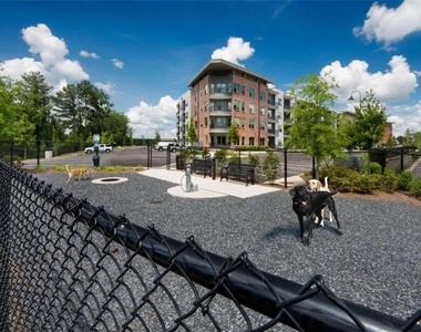 1490 W Ernest Barrett Parkway W - Photo Thumbnail 28