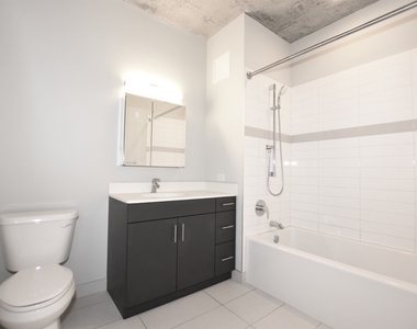 60 E Randolph Street - Photo Thumbnail 44
