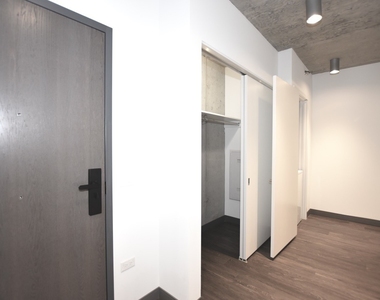 60 E Randolph Street - Photo Thumbnail 47