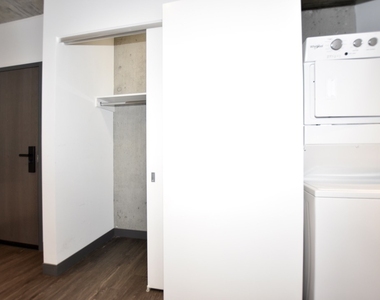 60 E Randolph Street - Photo Thumbnail 45