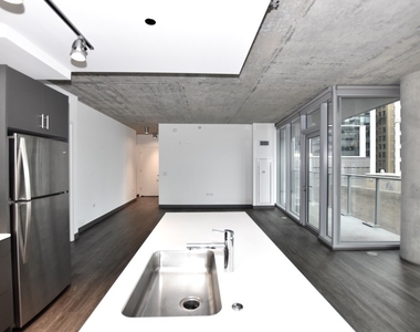 60 E Randolph Street - Photo Thumbnail 25