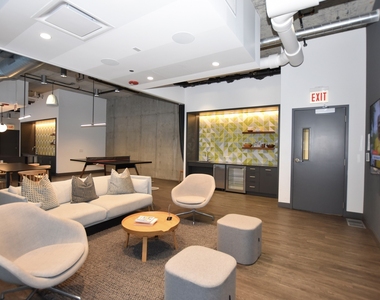 60 E Randolph Street - Photo Thumbnail 11