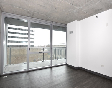 60 E Randolph Street - Photo Thumbnail 41