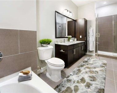 658 Lindbergh Drive - Photo Thumbnail 13