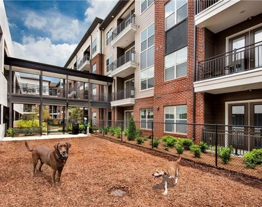 658 Lindbergh Drive - Photo Thumbnail 16