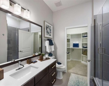 1490 W Ernest Barrett Parkway W - Photo Thumbnail 15