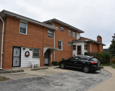 8435 S 81st Avenue - Photo Thumbnail 1