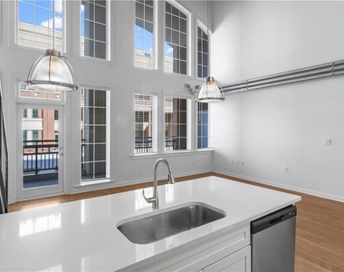 230 18th Street - Photo Thumbnail 7
