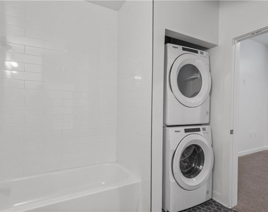230 18th Street - Photo Thumbnail 24