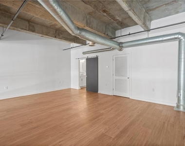 230 18th Street - Photo Thumbnail 11