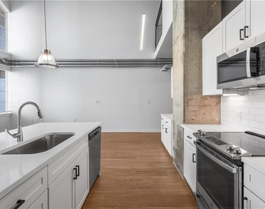 230 18th Street - Photo Thumbnail 8