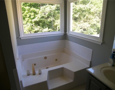 514 Rams Court - Photo Thumbnail 8