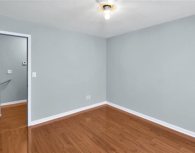 514 Rams Court - Photo Thumbnail 43
