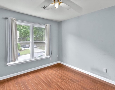 514 Rams Court - Photo Thumbnail 35