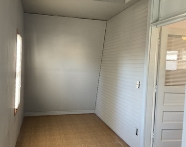 5317 N Manila Avenue - Photo Thumbnail 15