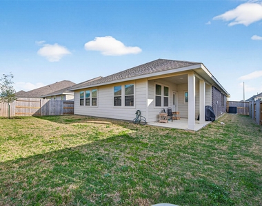 32226 Cedar Crest Drive - Photo Thumbnail 24