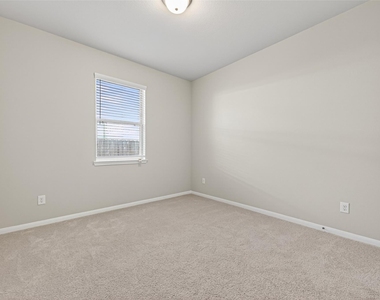 32226 Cedar Crest Drive - Photo Thumbnail 18