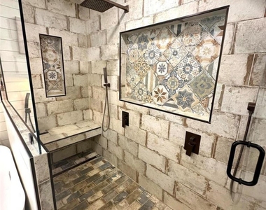 518 Anton Stade Rd - Photo Thumbnail 6