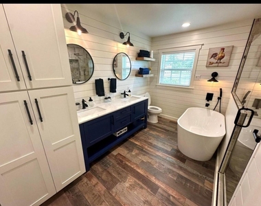 518 Anton Stade Rd - Photo Thumbnail 5