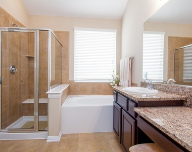11 Cheswood Manor - Photo Thumbnail 18