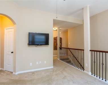 11 Cheswood Manor - Photo Thumbnail 16