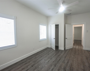 602 Higgins Street - Photo Thumbnail 24