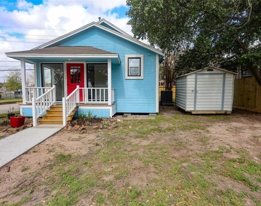 602 Higgins Street - Photo Thumbnail 1