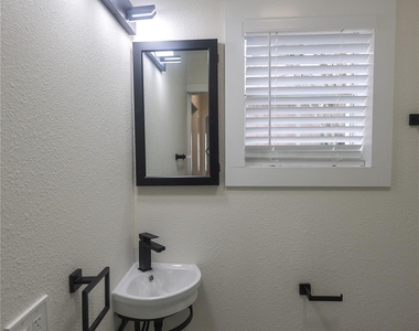 602 Higgins Street - Photo Thumbnail 22