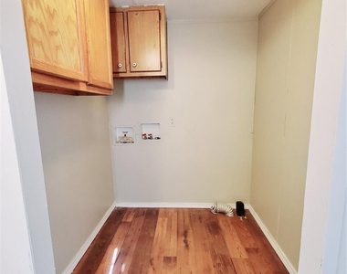 401 S Woodson Street - Photo Thumbnail 8