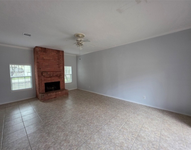 8 Fawnchase Court - Photo Thumbnail 2