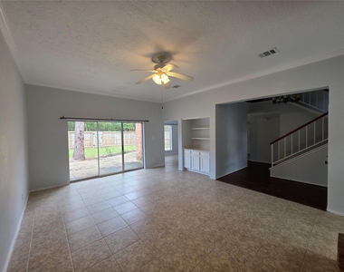8 Fawnchase Court - Photo Thumbnail 4