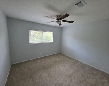 8 Fawnchase Court - Photo Thumbnail 13