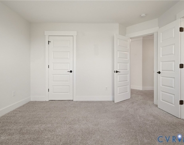3718 Graythorne Drive - Photo Thumbnail 37
