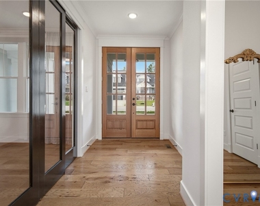 3718 Graythorne Drive - Photo Thumbnail 4