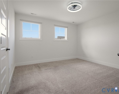 3718 Graythorne Drive - Photo Thumbnail 36