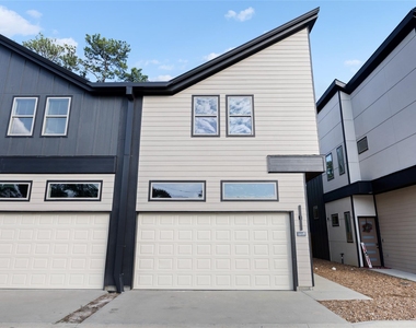 13842 Bee Flower Lane - Photo Thumbnail 11