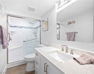 25750 Hickory Boulevard - Photo Thumbnail 15