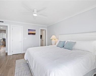 25750 Hickory Boulevard - Photo Thumbnail 11