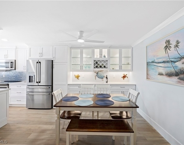 25750 Hickory Boulevard - Photo Thumbnail 3