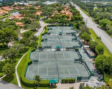 577 Beachwalk Circle - Photo Thumbnail 32