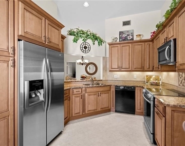577 Beachwalk Circle - Photo Thumbnail 7