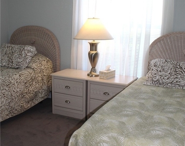 25735 Lake Amelia Way - Photo Thumbnail 13