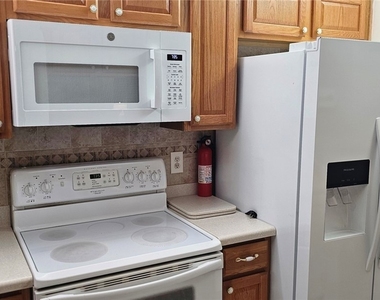 3460 N Key Drive - Photo Thumbnail 10